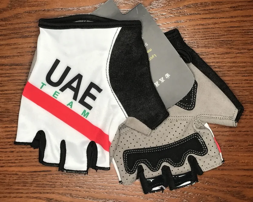 Uae-ジェルサイクリンググローブ,ハーフフィンガー,スポー - Mountain Biking Uae のレビューと価格