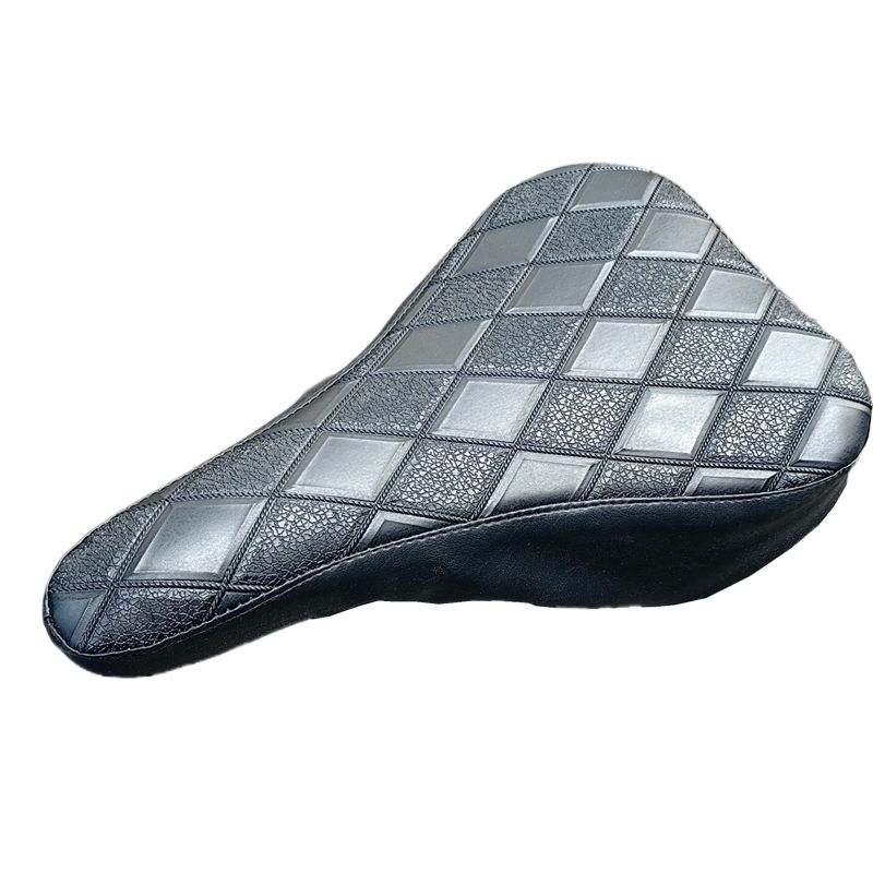 黒のチェック柄PUレザー自転車シートカバー、ソフトパッド入り - Mountain Biking Pads のレビューと価格